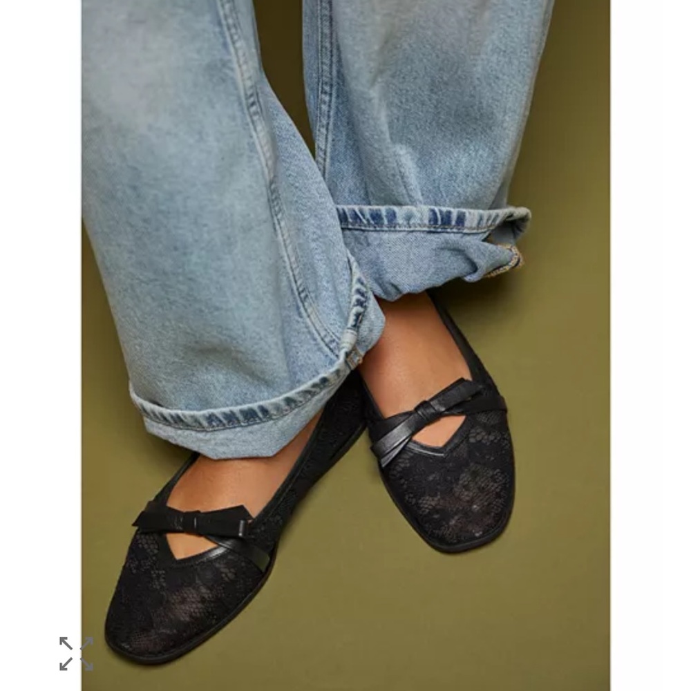 Free People Black Lace Flats
